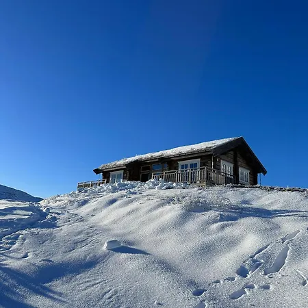 Spectacular With View In Jotunheimen Ferienhaus *