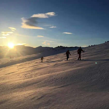 Spectacular With View In Jotunheimen Ferienhaus